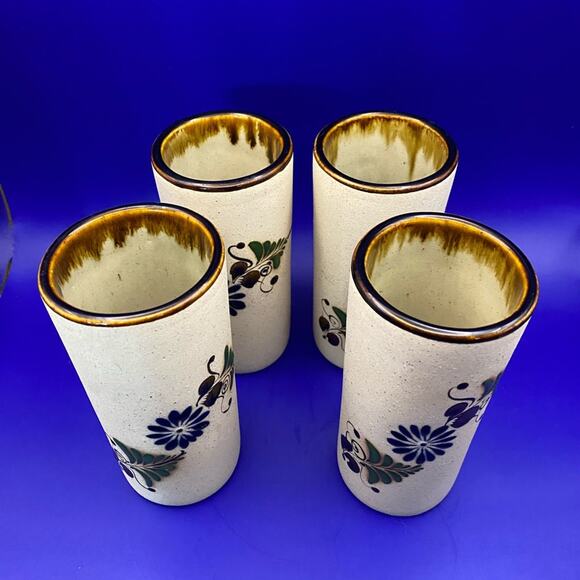 Vintage Four Mexican Tonala decorated tumblers Blue flower green leaves signed - Picture 1 of 7